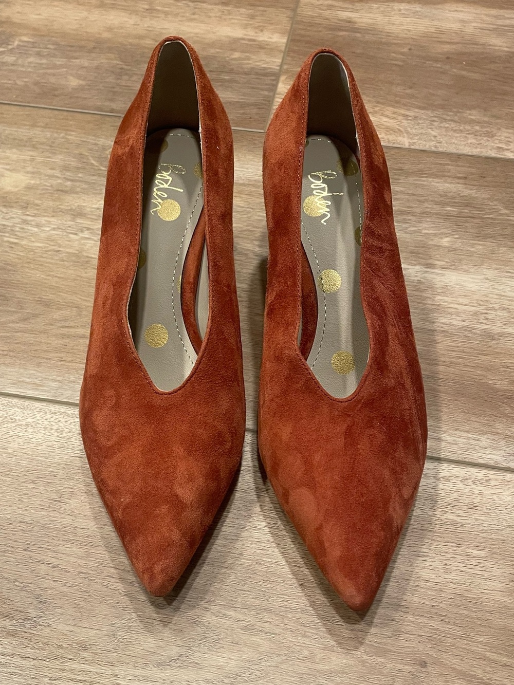 Boden Natalie Pointed Toe Suede Kitten Heels in Copper Red 36